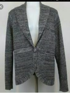 Apt 9 cozy gray sweater/cardigan one button